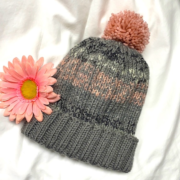 cocovalli Accessories - NEW Hat gray pink handknit  big pompom warm soft